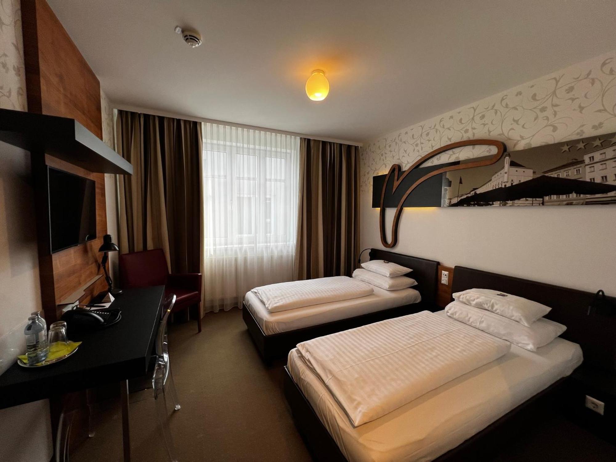 H+ Hotel Ried Ried im Innkreis Bagian luar foto