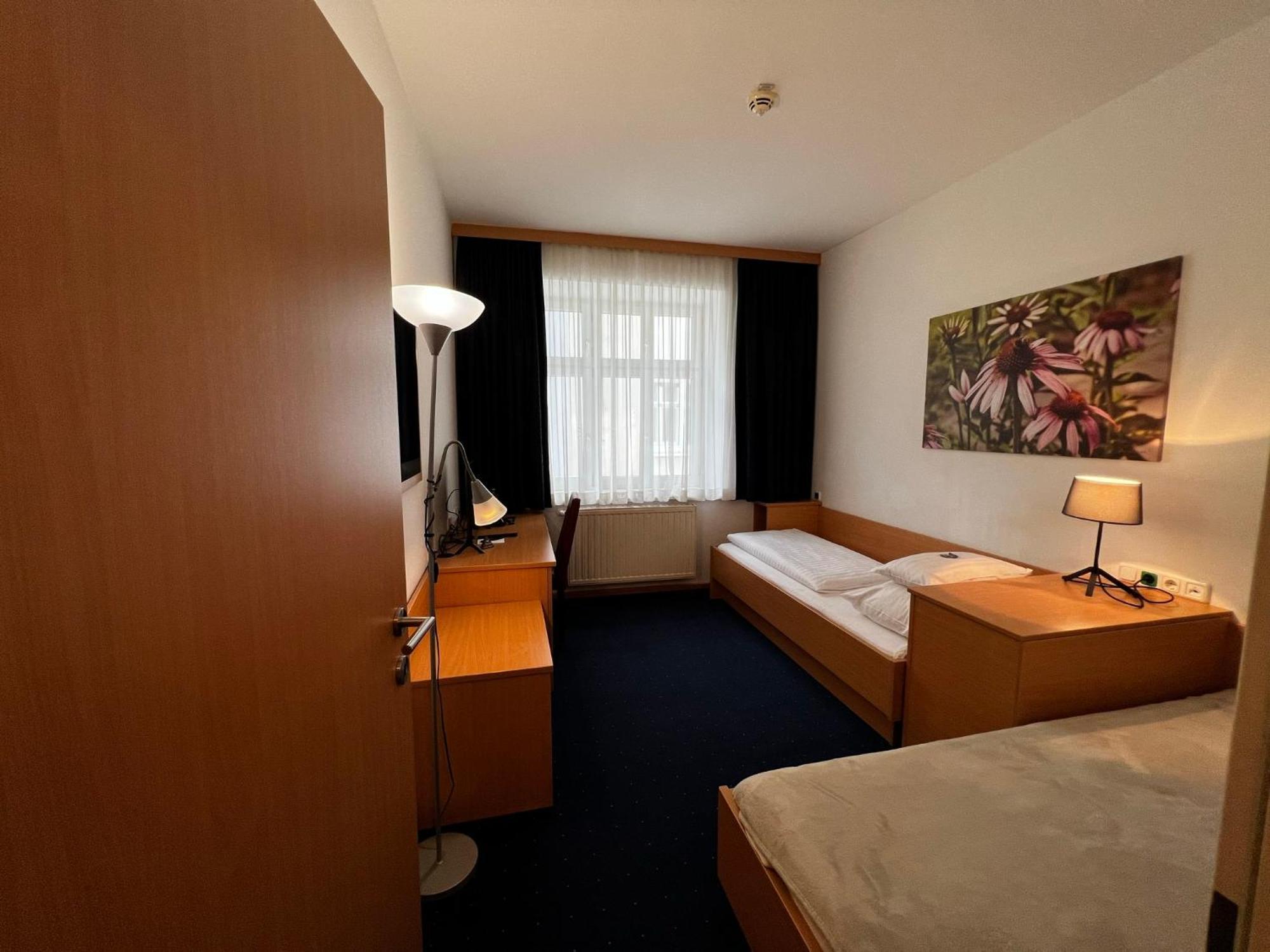 H+ Hotel Ried Ried im Innkreis Bagian luar foto