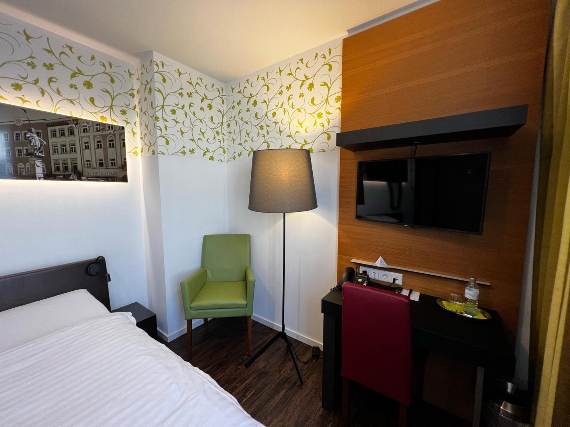 H+ Hotel Ried Ried im Innkreis Bagian luar foto