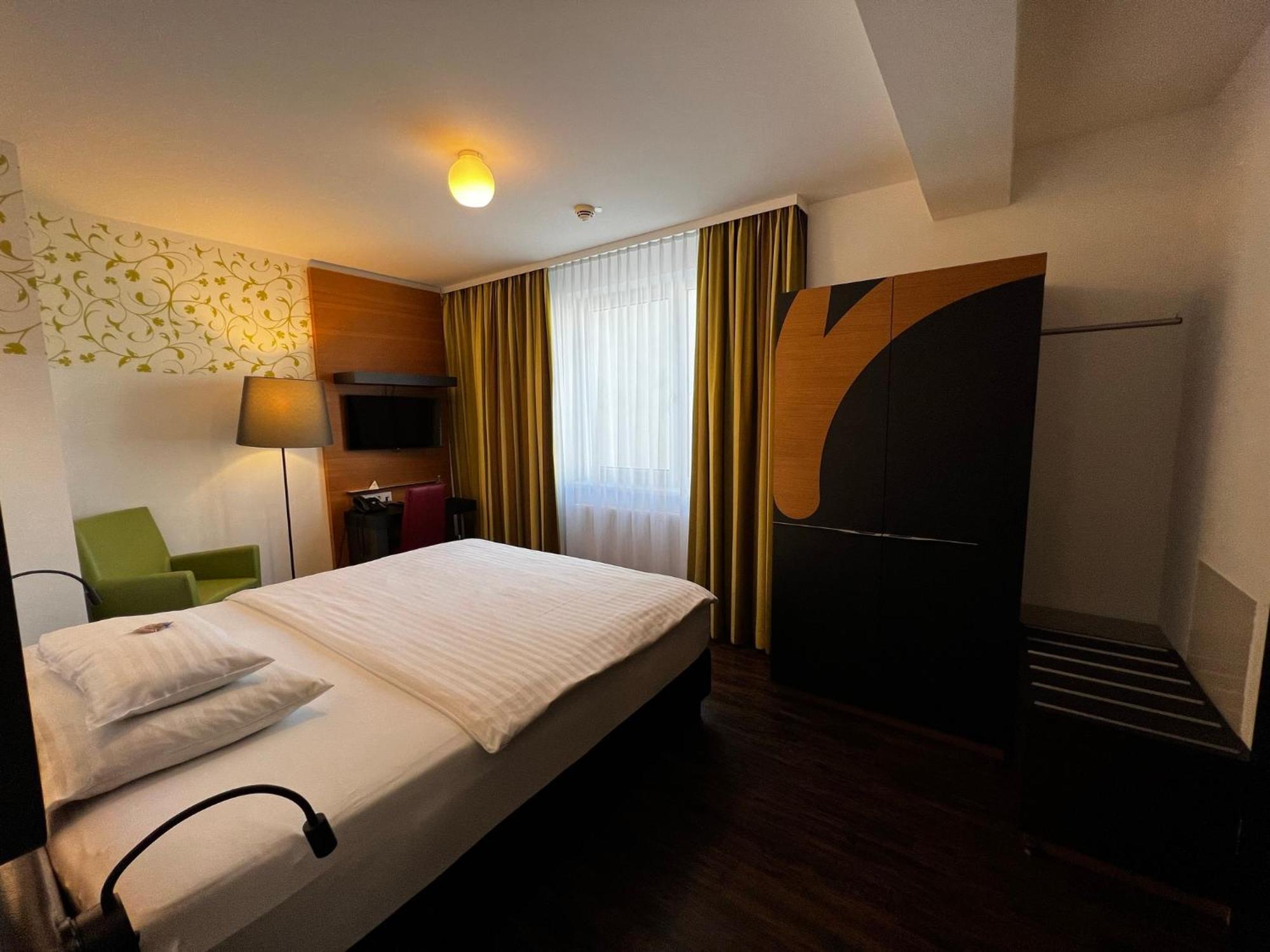 H+ Hotel Ried Ried im Innkreis Bagian luar foto
