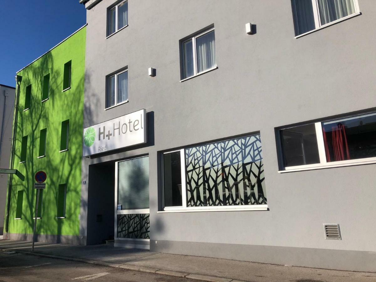 H+ Hotel Ried Ried im Innkreis Bagian luar foto