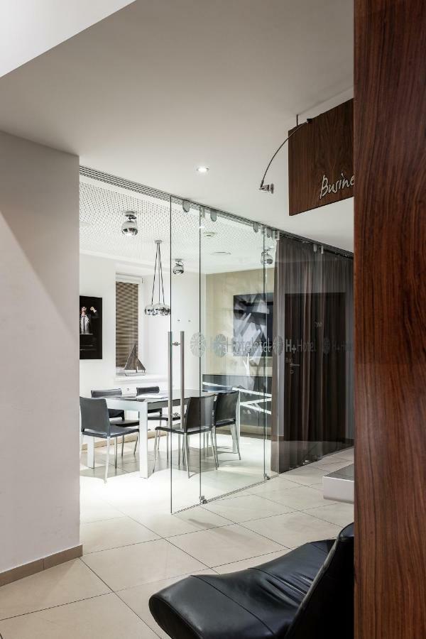 H+ Hotel Ried Ried im Innkreis Bagian luar foto